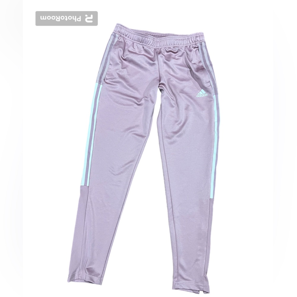 NWOT, Adidas, blush/pink, size small